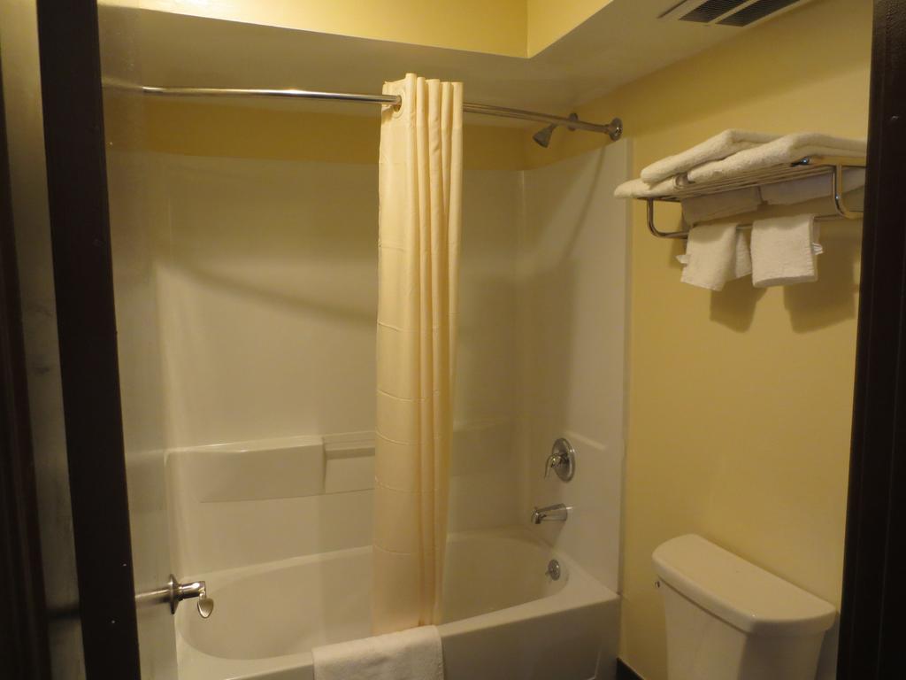 Brick Motor Inn Phòng bức ảnh